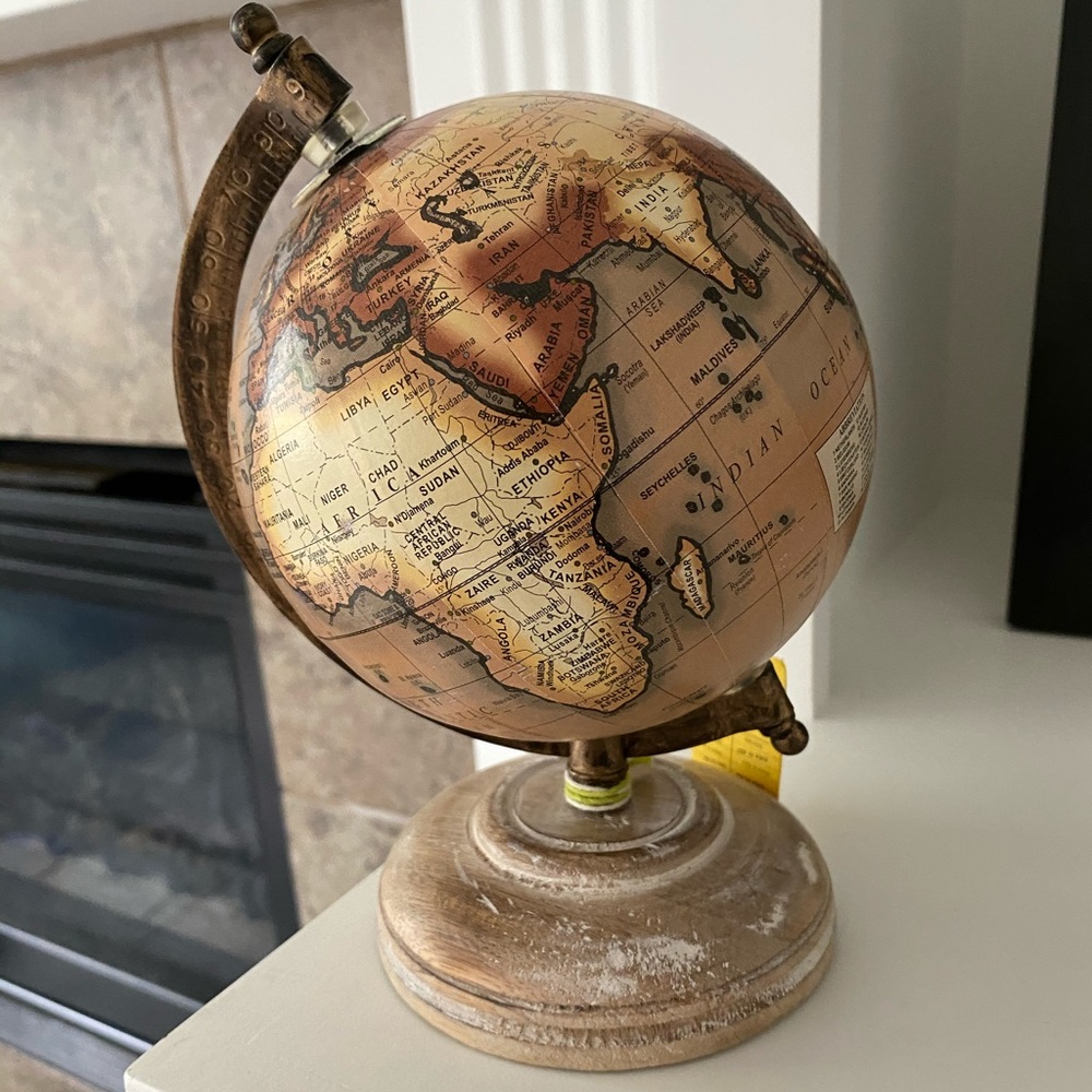 Decorative globe